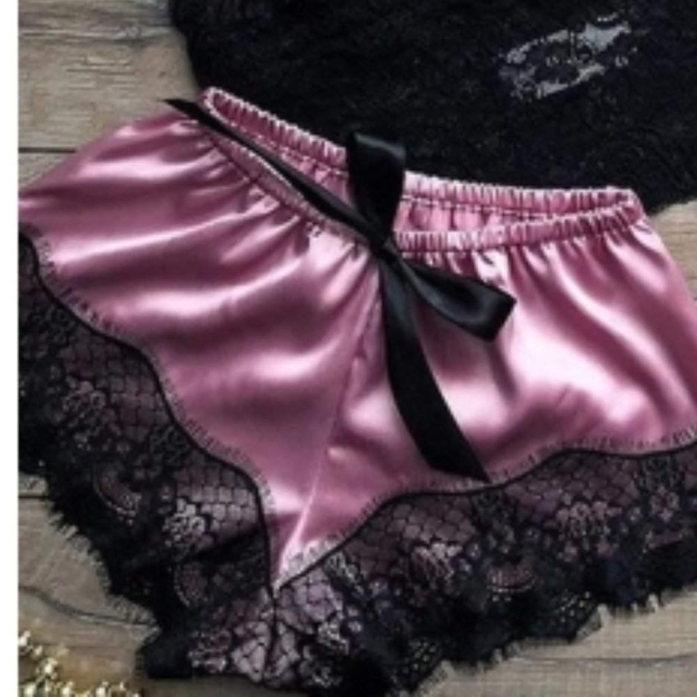 Sexy Lace Hem Purple Sleepwear - Picture 2 of 3
